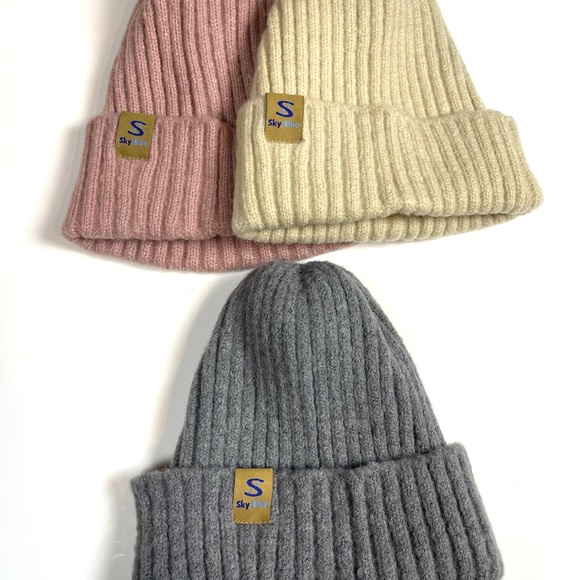 *NWT* Winter Beanies - Picture 3 of 4
